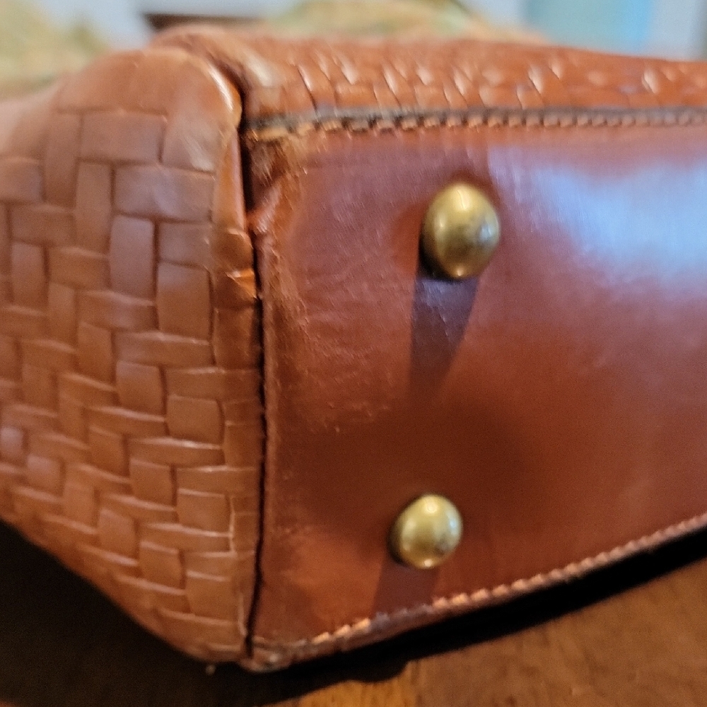 Patricia Nash Brown Woven Leather Handbag with Scarf - Picture 4 of 8